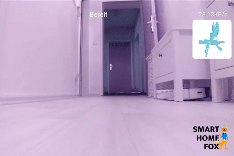 Using the remote viewing technology of the Roborock S6 MaxV to see if you locked the front door.